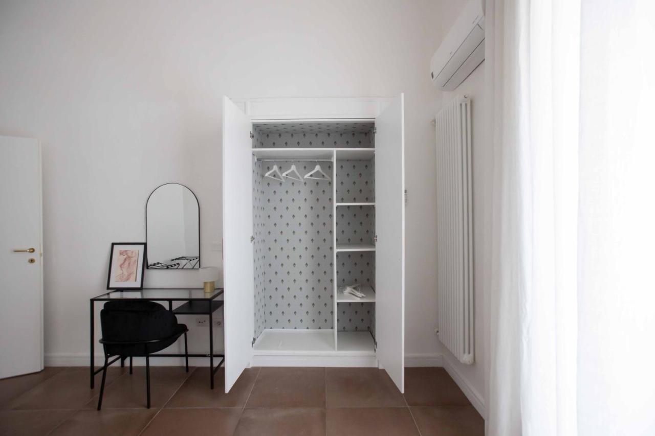 Domus Delia Luxury Apartment Naples Exterior photo