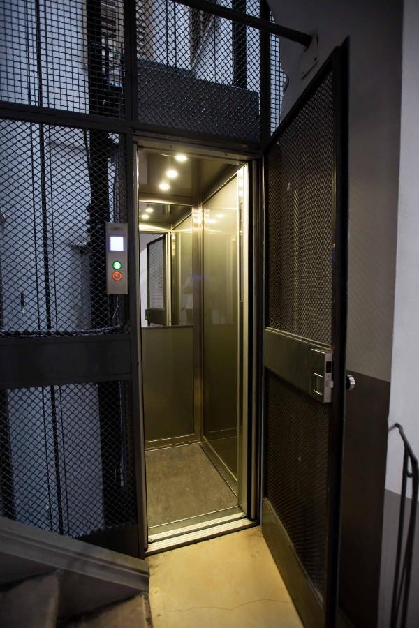 Domus Delia Luxury Apartment Naples Exterior photo